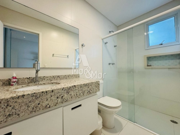 Imagem Apartamento com 3 Quartos à Venda, 176 m² em Pitangueiras - Guarujá Imagem Apartamento com 3 Quartos à Venda, 176 m² em Pitangueiras - Guarujá