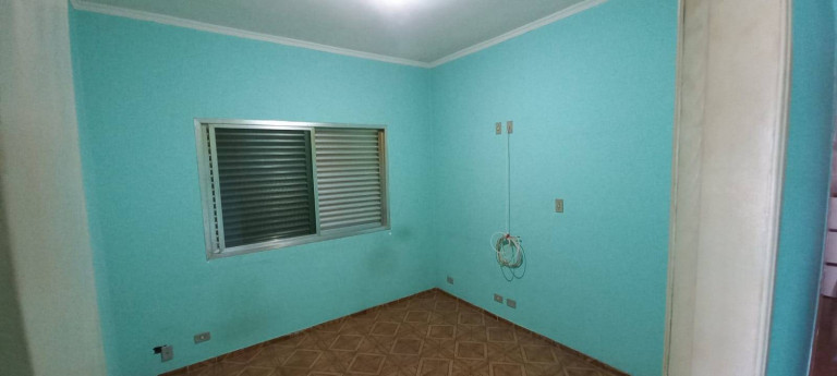Imagem Casa com 5 Quartos à Venda, 240 m² em Vila Nova York - São Paulo Imagem Casa com 5 Quartos à Venda, 240 m² em Vila Nova York - São Paulo