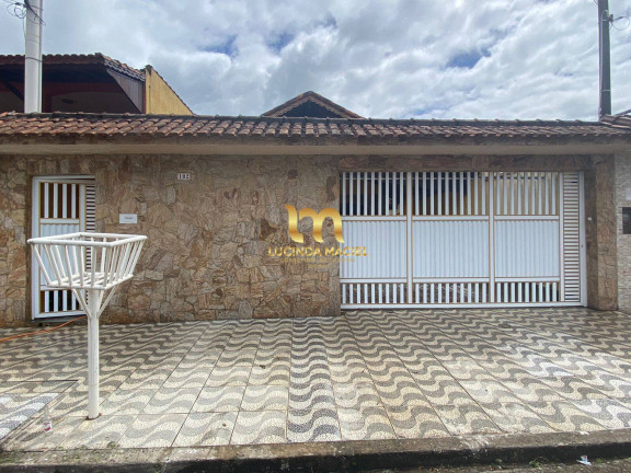 Casa com 3 Quartos à Venda, 241 m² em Solemar - Praia Grande