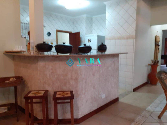Imagem Casa com 3 Quartos à Venda, 600 m² em Lagoinha - Ubatuba