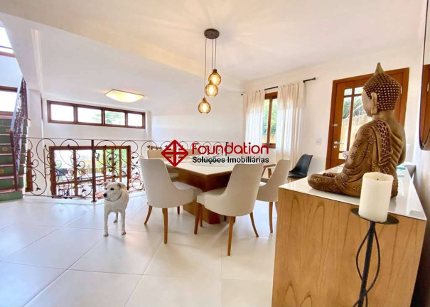 Imagem Casa de Condomínio com 4 Quartos à Venda, 337 m² em Moinho Velho - Cotia