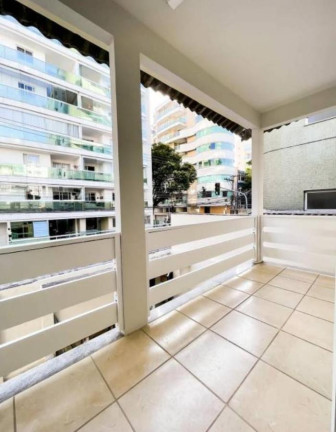 Casa com 5 Quartos à Venda, 360 m² em Aeroporto