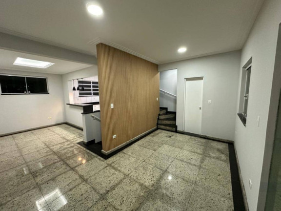 Casa com 3 Quartos à Venda, 145 m² em Aparecida - Santos