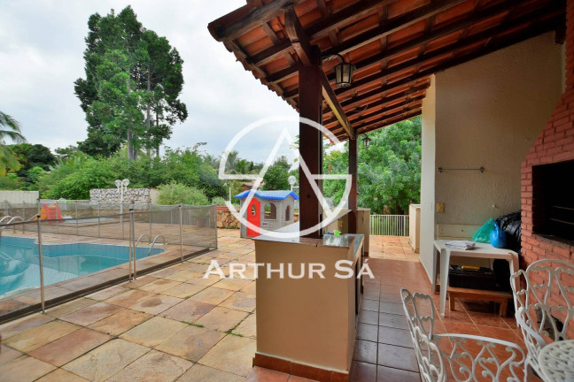 Imagem Casa com 4 Quartos à Venda, 1.100 m² em Lago Norte - Brasília Imagem Casa com 4 Quartos à Venda, 1.100 m² em Lago Norte - Brasília