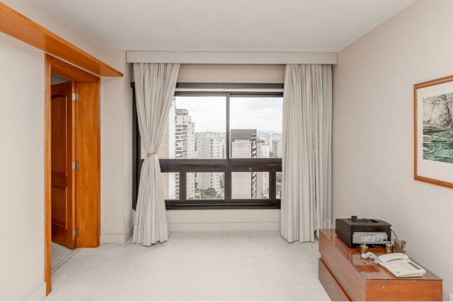 Imagem Imóvel com 4 Quartos à Venda, 247 m² em Vila Suzana - São Paulo Imagem Imóvel com 4 Quartos à Venda, 247 m² em Vila Suzana - São Paulo