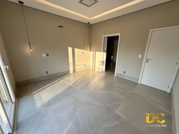 Imagem Casa de Condomínio com 4 Quartos à Venda, 283 m² em Jardim Itália - Cuiabá Imagem Casa de Condomínio com 4 Quartos à Venda, 283 m² em Jardim Itália - Cuiabá