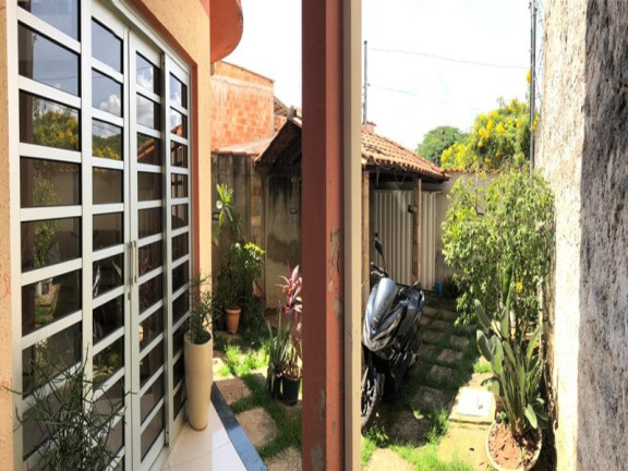 Imagem Casa com 3 Quartos à Venda, 205 m² em Niterói - Betim Imagem Casa com 3 Quartos à Venda, 205 m² em Niterói - Betim
