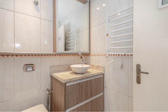 Imagem Apartamento com 2 Quartos à Venda, 59 m² em Passo Da Areia - Porto Alegre Imagem Apartamento com 2 Quartos à Venda, 59 m² em Passo Da Areia - Porto Alegre