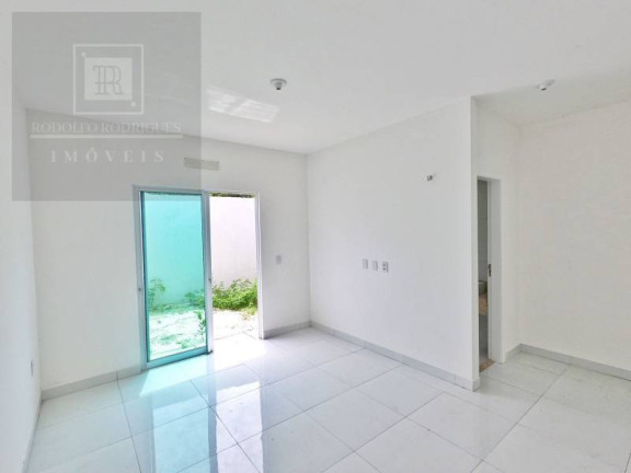 Imagem Casa com 3 Quartos à Venda, 110 m² em Centro - Eusébio Imagem Casa com 3 Quartos à Venda, 110 m² em Centro - Eusébio