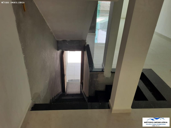 Imagem Casa com 4 Quartos à Venda, 170 m² em Parque São Vicente - Mauá Imagem Casa com 4 Quartos à Venda, 170 m² em Parque São Vicente - Mauá
