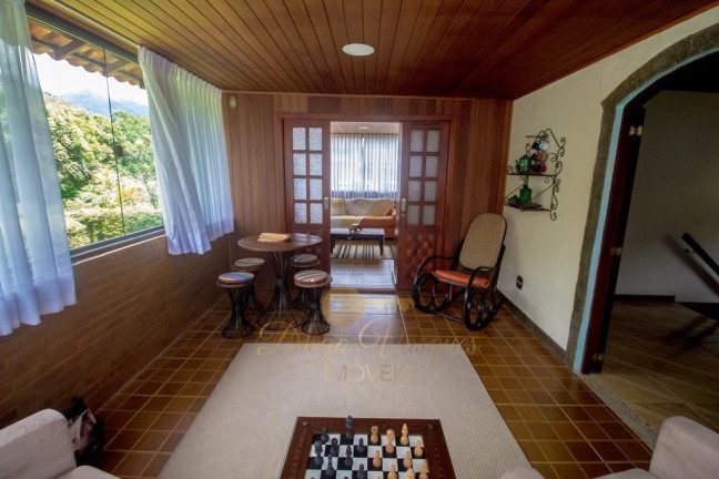 Imagem Casa com 2 Quartos à Venda, 200 m² em Carlos Guinle - Teresópolis