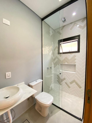 Imagem Imóvel com 3 Quartos à Venda, 166 m² Imagem Imóvel com 3 Quartos à Venda, 166 m²