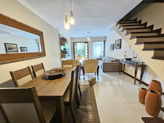 Imagem Casa com 3 Quartos à Venda, 120 m² em Quebra Frascos - Teresópolis Imagem Casa com 3 Quartos à Venda, 120 m² em Quebra Frascos - Teresópolis