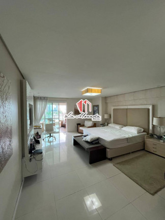 Apartamento com 3 Quartos à Venda, 240 m² em Nossa Senhora Das Graças - Manaus