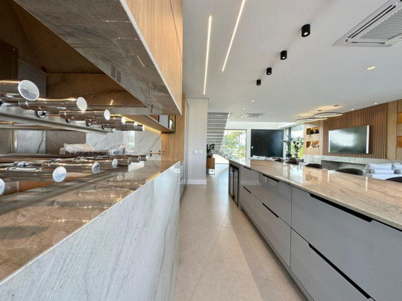 Imagem Casa com 5 Quartos à Venda, 450 m² em Centro - Capao Da Canoa Imagem Casa com 5 Quartos à Venda, 450 m² em Centro - Capao Da Canoa