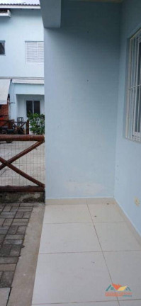 Imagem Casa com 2 Quartos para Alugar,  em Massaguaçu - Caraguatatuba