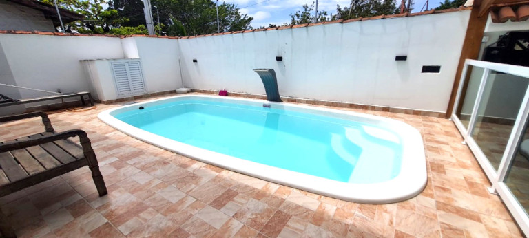Imagem Casa com 4 Quartos à Venda, 360 m² em Balneário Praia Do Pernambuco Guarujá - São Paulo Imagem Casa com 4 Quartos à Venda, 360 m² em Balneário Praia Do Pernambuco Guarujá - São Paulo