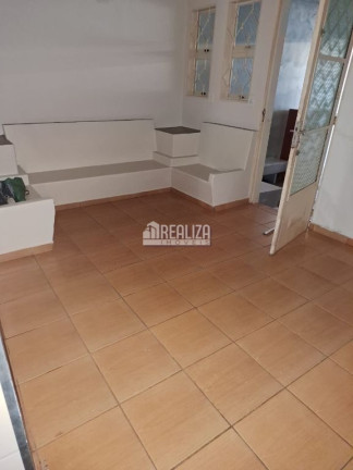 Imagem Casa com 3 Quartos à Venda, 250 m² em Boa Vista - Uberaba Imagem Casa com 3 Quartos à Venda, 250 m² em Boa Vista - Uberaba