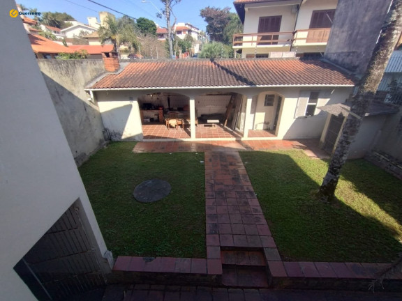Casa com 3 Quartos à Venda, 300 m² em Bom Abrigo - Florianópolis