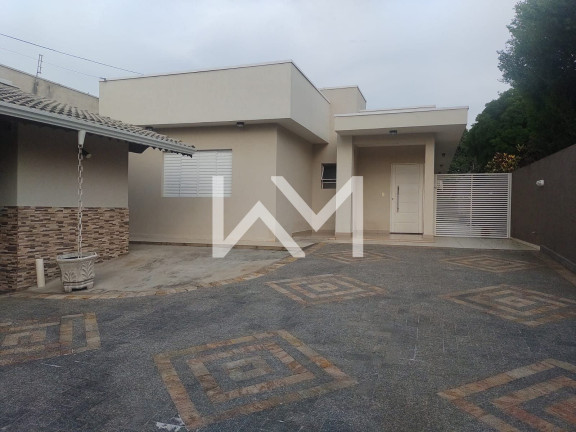 Imagem Casa com 3 Quartos à Venda, 197 m² em Vila Santista - Atibaia Imagem Casa com 3 Quartos à Venda, 197 m² em Vila Santista - Atibaia