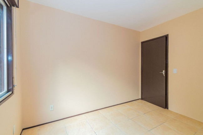Imagem Imóvel com 1 Quarto à Venda, 44 m² em Camaquã - Porto Alegre Imagem Imóvel com 1 Quarto à Venda, 44 m² em Camaquã - Porto Alegre