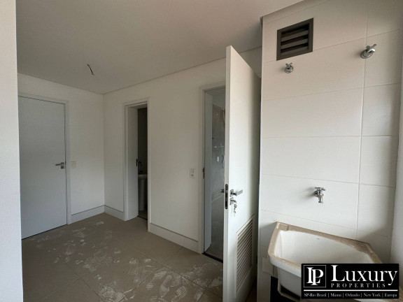 Imagem Apartamento com 4 Quartos à Venda, 246 m² em Itaim Bibi - São Paulo Imagem Apartamento com 4 Quartos à Venda, 246 m² em Itaim Bibi - São Paulo