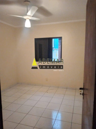 Imagem Casa com 3 Quartos à Venda, em Santa Candida - Diadema Imagem Casa com 3 Quartos à Venda, em Santa Candida - Diadema
