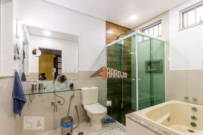 Imagem Sobrado com 3 Quartos à Venda, 230 m² em Penha De França - São Paulo Imagem Sobrado com 3 Quartos à Venda, 230 m² em Penha De França - São Paulo