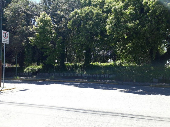 Imagem Terreno à Venda, 2.700 m² em Centro - Canela Imagem Terreno à Venda, 2.700 m² em Centro - Canela