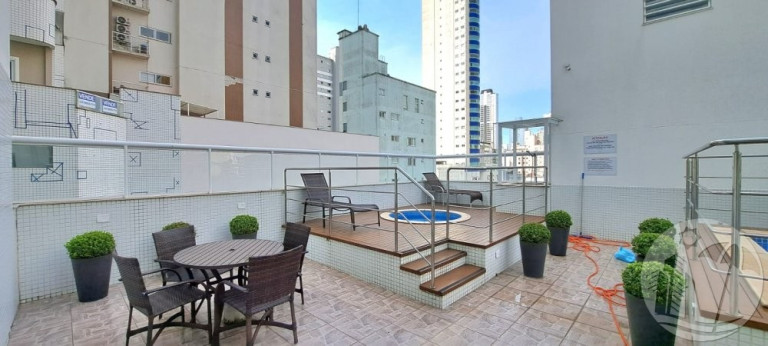 Imagem Apartamento com 3 Quartos à Venda, 121 m² em Centro - Balneário Camboriú Imagem Apartamento com 3 Quartos à Venda, 121 m² em Centro - Balneário Camboriú
