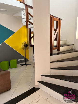Imagem Sobrado com 6 Quartos à Venda, 375 m² em Centro - Ubatuba