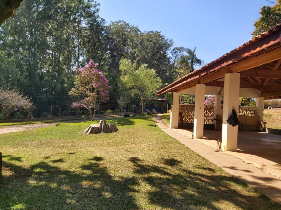 Imagem Chácara com 6 Quartos à Venda, 30 m² em Araras Pereiras - Bragança Paulista Imagem Chácara com 6 Quartos à Venda, 30 m² em Araras Pereiras - Bragança Paulista