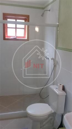 Imagem Casa com 3 Quartos à Venda, 320 m² em Pendotiba - Niterói