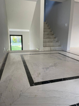 Imagem Casa com 2 Quartos à Venda, 720 m² em Condomínio Centro Comercial Alphaville - Barueri