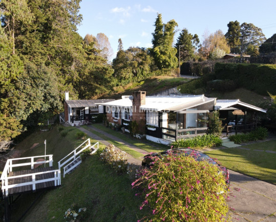 Imagem Casa com 4 Quartos à Venda, 195 m² em Região De Capivari - Campos Do Jordão Imagem Casa com 4 Quartos à Venda, 195 m² em Região De Capivari - Campos Do Jordão