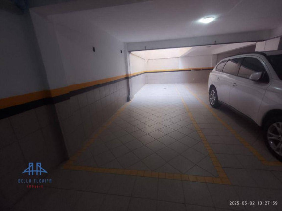 Imagem Apartamento com 4 Quartos à Venda, 146 m² em Centro - Florianópolis Imagem Apartamento com 4 Quartos à Venda, 146 m² em Centro - Florianópolis