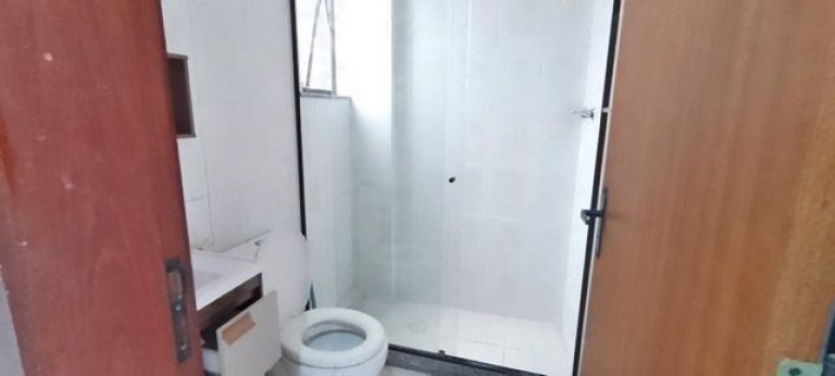 Imagem Imóvel com 1 Quarto à Venda, 30 m² em Várzea - Teresópolis Imagem Imóvel com 1 Quarto à Venda, 30 m² em Várzea - Teresópolis