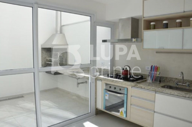 Imagem Casa com 3 Quartos à Venda, 170 m² em Vila Bertioga - São Paulo