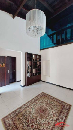 Imagem Casa com 3 Quartos à Venda, 286 m² em Costa E Silva - Joinville Imagem Casa com 3 Quartos à Venda, 286 m² em Costa E Silva - Joinville