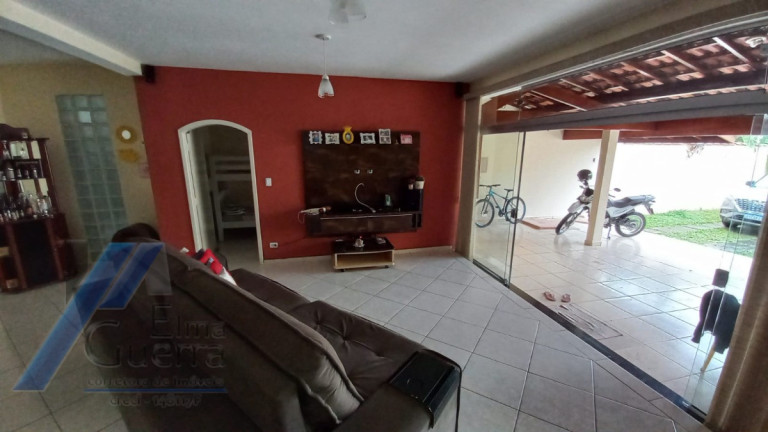 Imagem Casa com 2 Quartos à Venda, 150 m² em Centro - Ubatuba Imagem Casa com 2 Quartos à Venda, 150 m² em Centro - Ubatuba