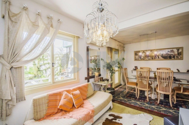 Imagem Imóvel com 3 Quartos à Venda, 207 m² em Menino Deus - Porto Alegre