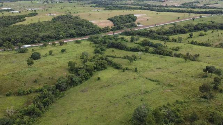 Imagem Fazenda à Venda, 915 m² em Cuiabá Imagem Fazenda à Venda, 915 m² em Cuiabá