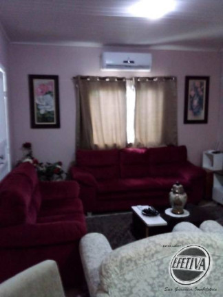 Imagem Casa com 6 Quartos à Venda, 135 m² em Perequê - Matinhos Imagem Casa com 6 Quartos à Venda, 135 m² em Perequê - Matinhos