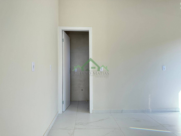 Imagem Casa com 3 Quartos à Venda, em Costeira - Balneário Barra Do Sul Imagem Casa com 3 Quartos à Venda, em Costeira - Balneário Barra Do Sul