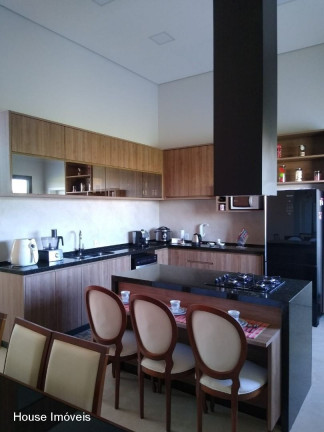 Imagem Casa com 3 Quartos à Venda, 400 m² em Medeiros - Jundiaí Imagem Casa com 3 Quartos à Venda, 400 m² em Medeiros - Jundiaí
