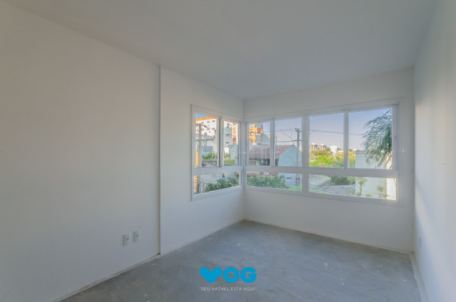 Imagem Imóvel com 2 Quartos à Venda, 70 m² em Jardim Do Salso - Porto Alegre