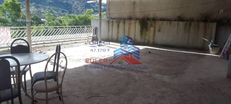 Imagem Casa com 3 Quartos à Venda, 360 m² em Dona Rosarinha - Santa Luzia Imagem Casa com 3 Quartos à Venda, 360 m² em Dona Rosarinha - Santa Luzia