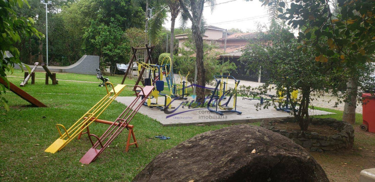 Imagem Terreno à Venda, 450 m² em Granja Viana - Carapicuíba Imagem Terreno à Venda, 450 m² em Granja Viana - Carapicuíba