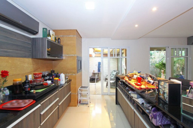 Imagem Casa de Condomínio com 4 Quartos à Venda, 446 m² em Jardim Carvalho - Porto Alegre Imagem Casa de Condomínio com 4 Quartos à Venda, 446 m² em Jardim Carvalho - Porto Alegre