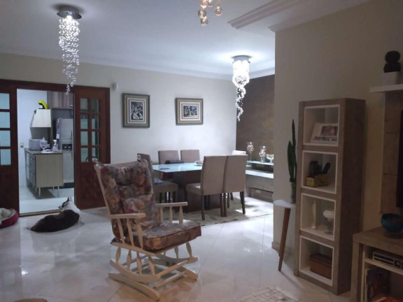 Imagem Casa com 3 Quartos à Venda, 300 m² em Vila Valqueire - Rio De Janeiro